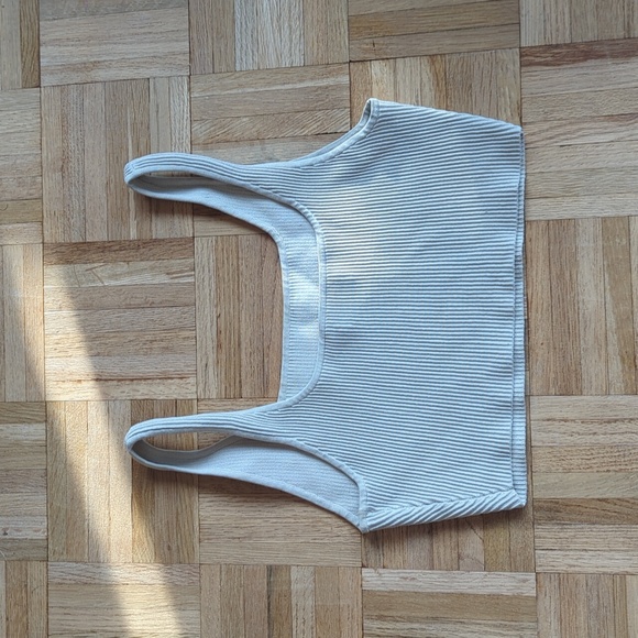 Babaton Ribbed Cream Crop Top - Picture 3 of 5